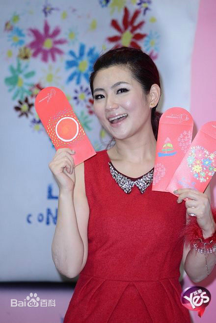 任家萱(Selina)公益慈善图片图集