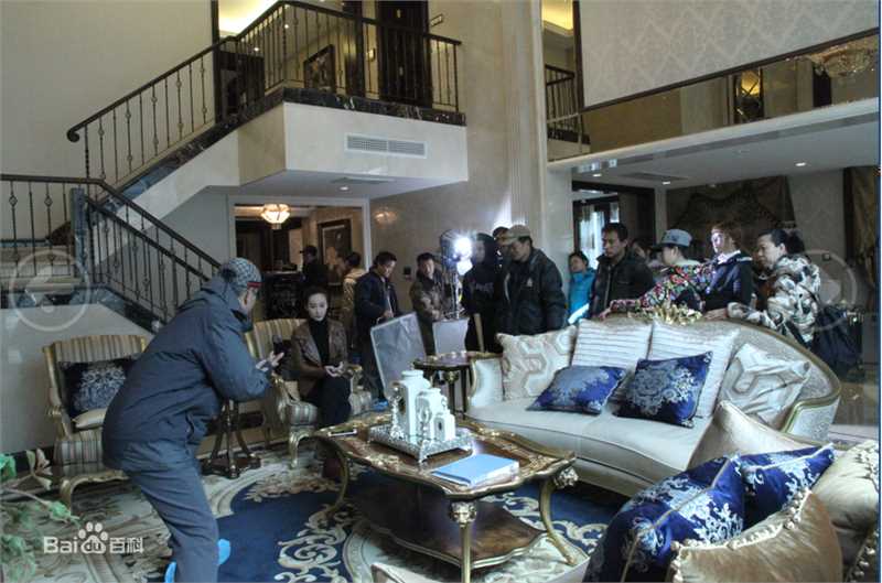 潘美如在电影《外星人》拍摄现场