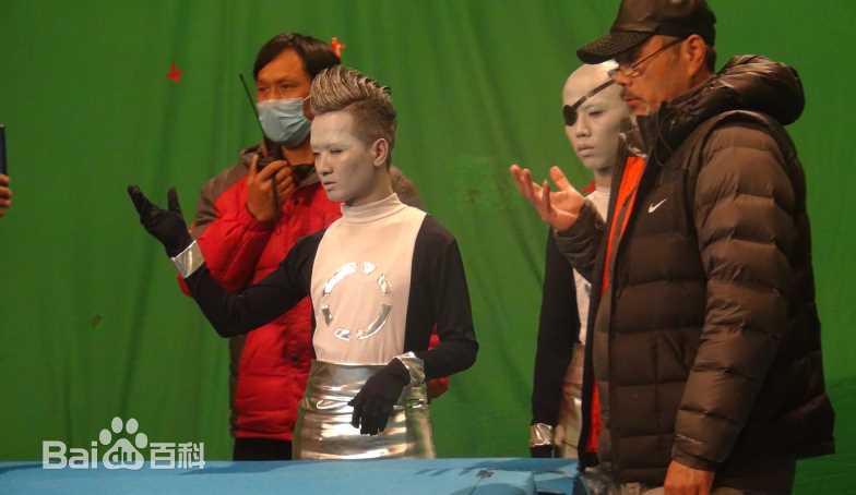 潘美如在电影《外星人》拍摄现场