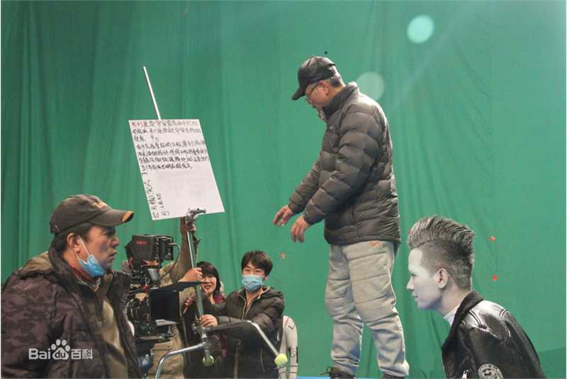 潘美如在电影《外星人》拍摄现场