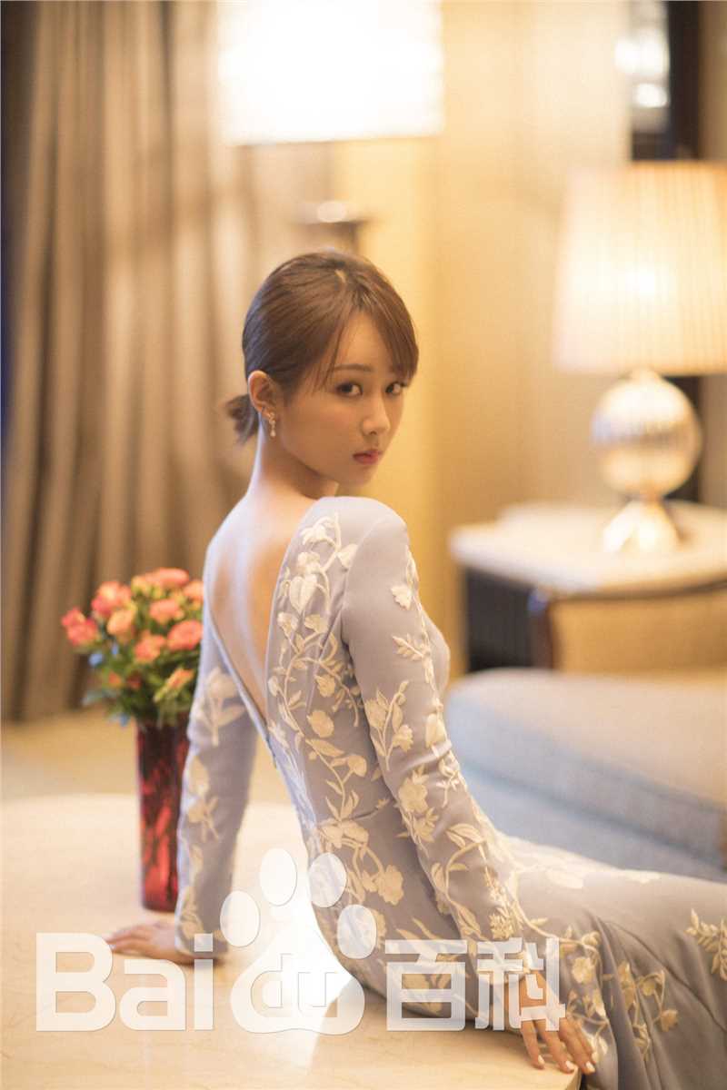 杨紫(Andy)第29届金鹰奖颁奖晚会素颜照相册