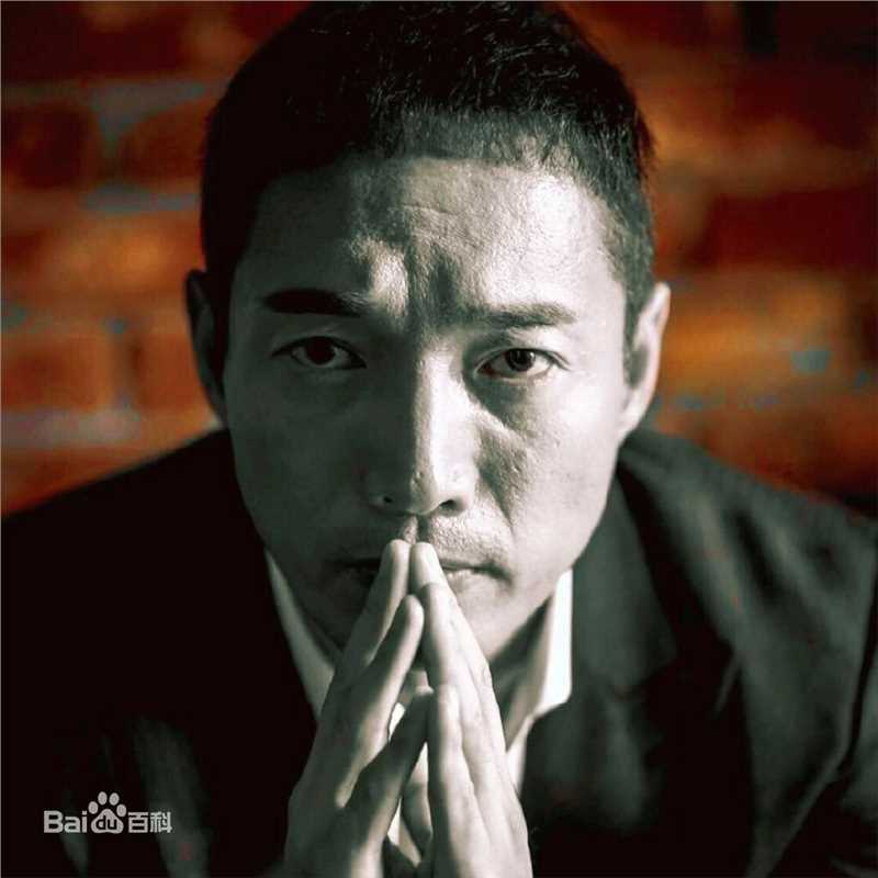 《李易祥》封面图片