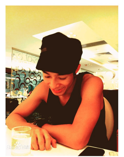 周柏豪(Pakho，Chau Pak Ho)Pakho生活照