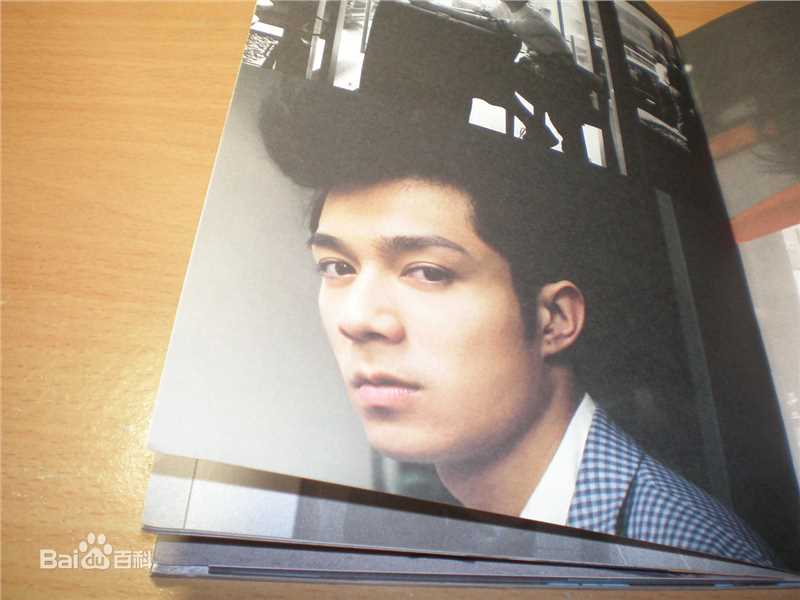 周柏豪(Pakho，Chau Pak Ho)唱片图片前后照片