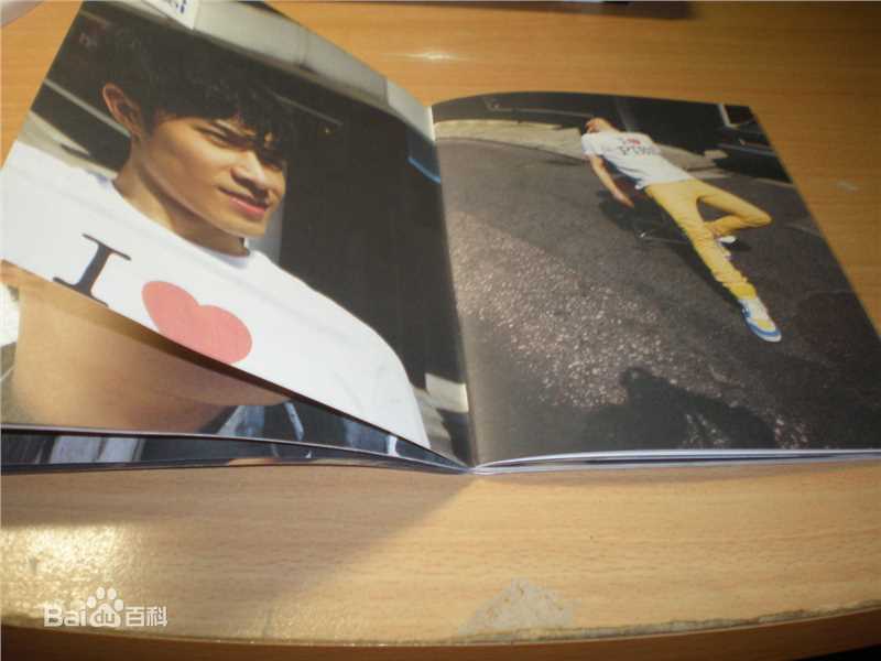 周柏豪(Pakho，Chau Pak Ho)唱片图片前后照片