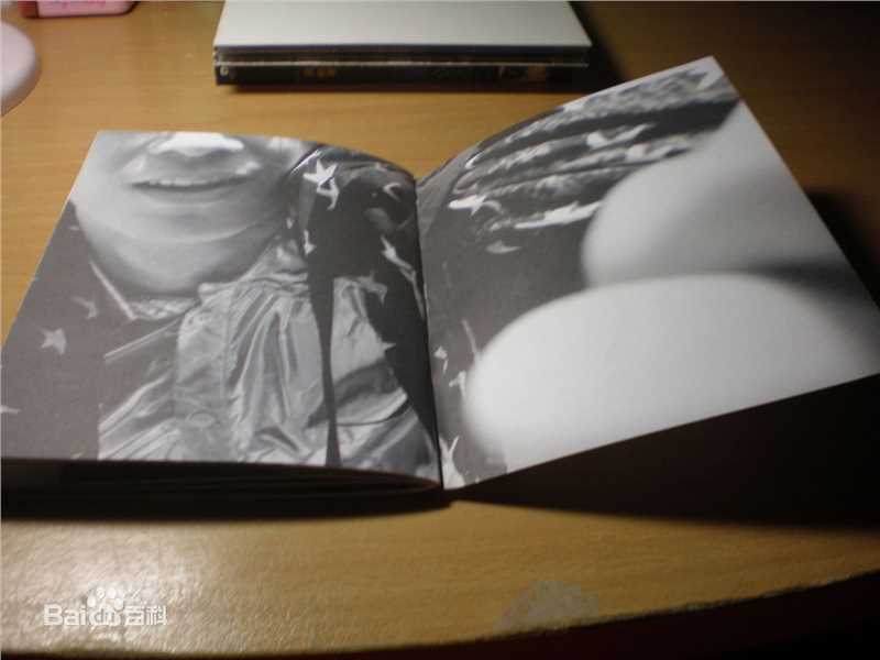 周柏豪(Pakho，Chau Pak Ho)唱片图片前后照片