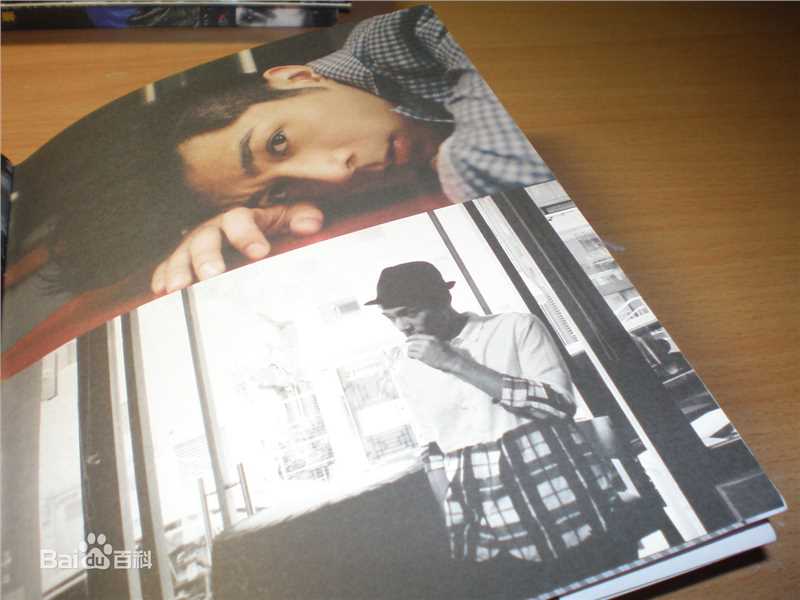 周柏豪(Pakho，Chau Pak Ho)唱片图片前后照片