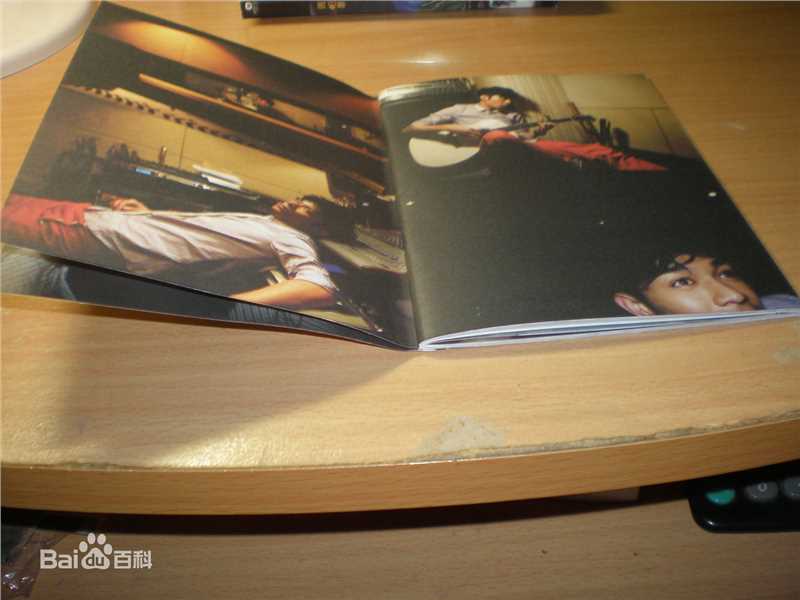 周柏豪(Pakho，Chau Pak Ho)唱片图片前后照片