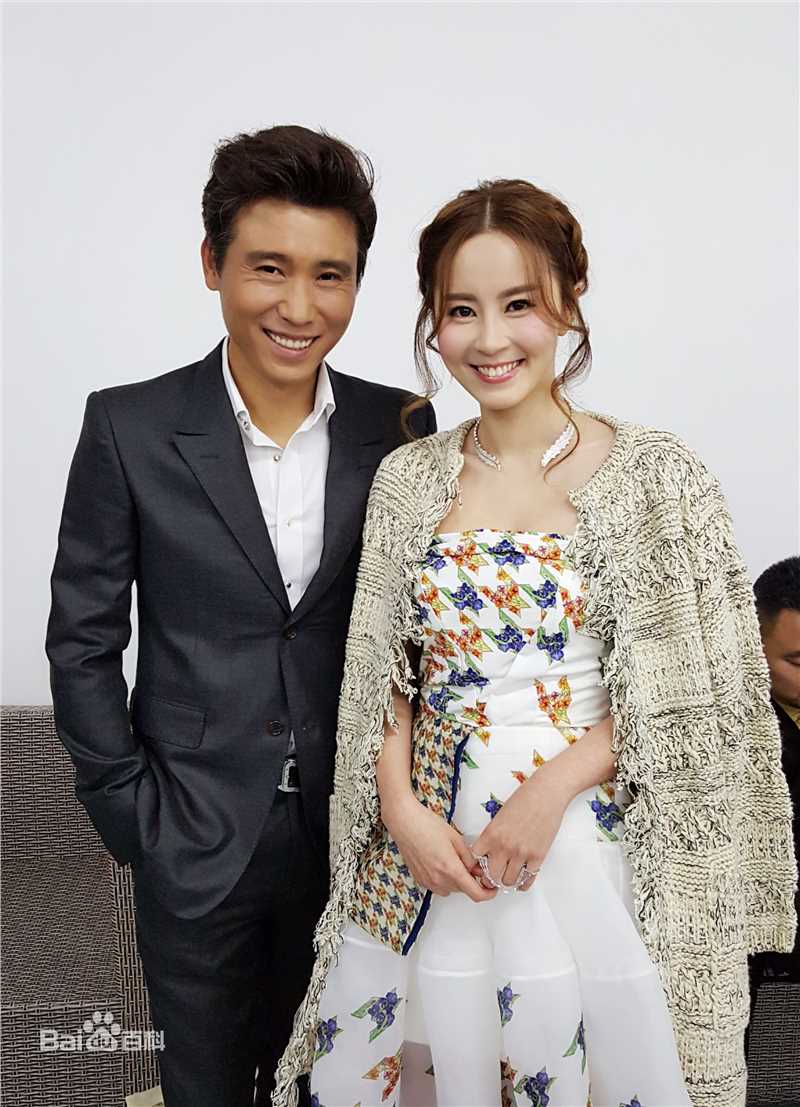 傅颖(Theresa Fu)工作照风采壁纸壁纸