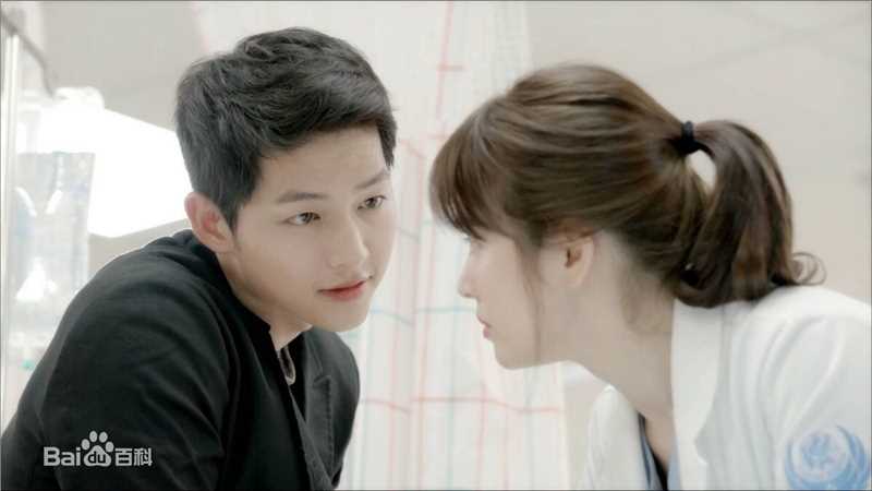 最全宋仲基(Song Joong Ki)在作品《太阳的后裔》饰演柳时镇中的壁纸