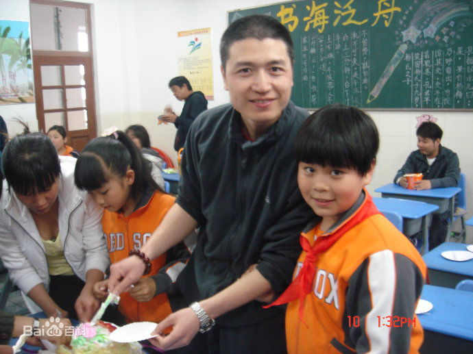 高清白小英楠图片