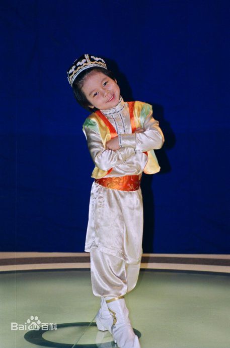 高清白小英楠图片