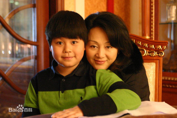 高清白小英楠图片