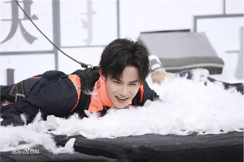 郑业成快乐大本营壁纸壁纸