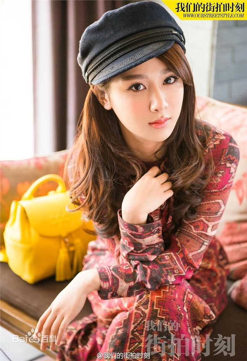 最新杨紫(Andy)在《我们的街拍时刻》中的壁纸