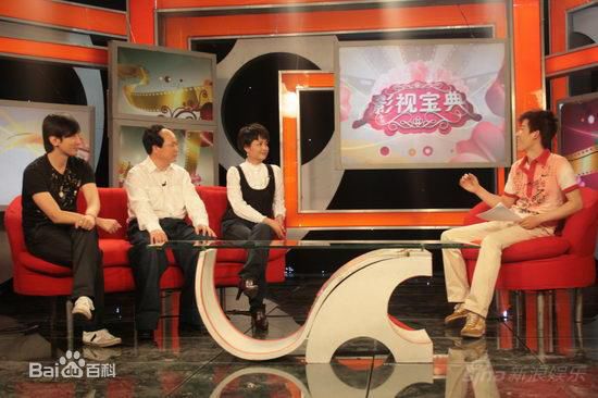 章飞一绝在各种活动中生活照