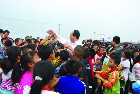 章飞一绝在各种活动中生活照