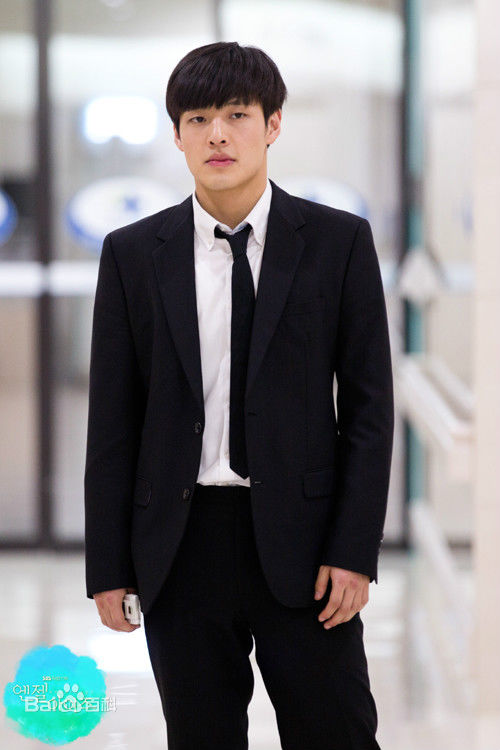 姜河那()最新剧照