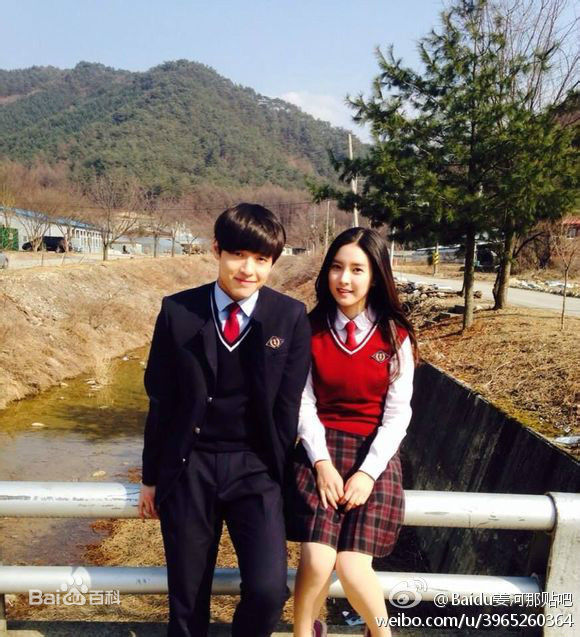 姜河那()生活照图册