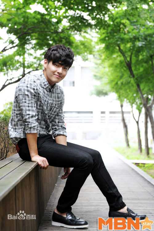 姜河那()精选杂志画报图册