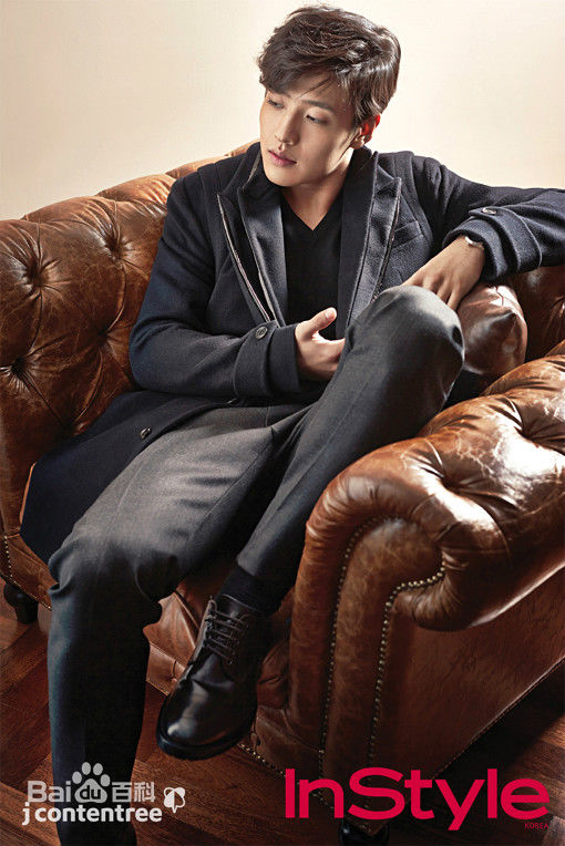 姜河那()精选杂志画报图册