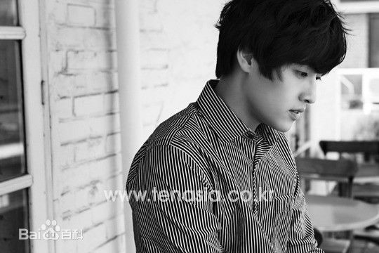 姜河那()精选杂志画报图册