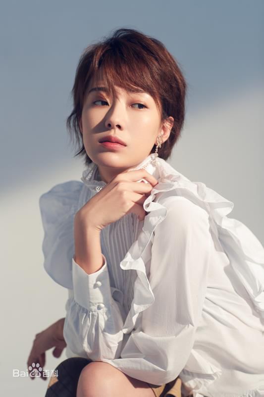 孟真概述图册素颜照壁纸