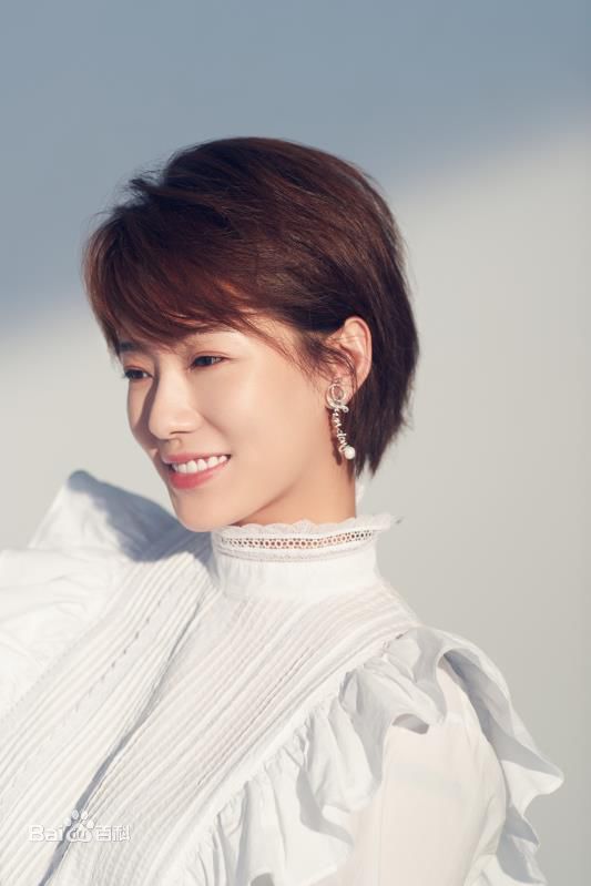 孟真概述图册素颜照壁纸