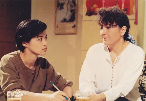 最全刘锦玲在《发本无情》饰演彭皓君中的壁纸