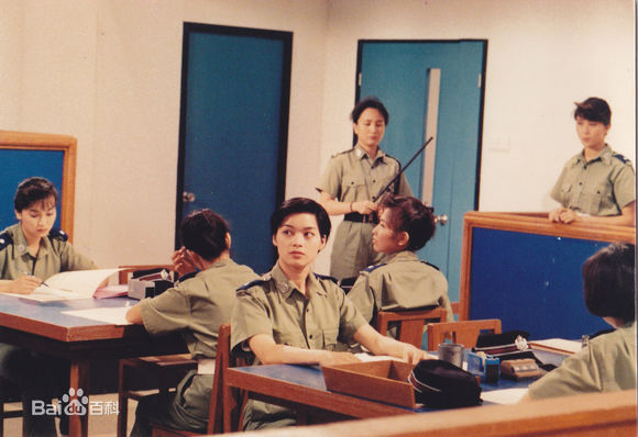 最全刘锦玲在《发本无情》饰演彭皓君中的壁纸