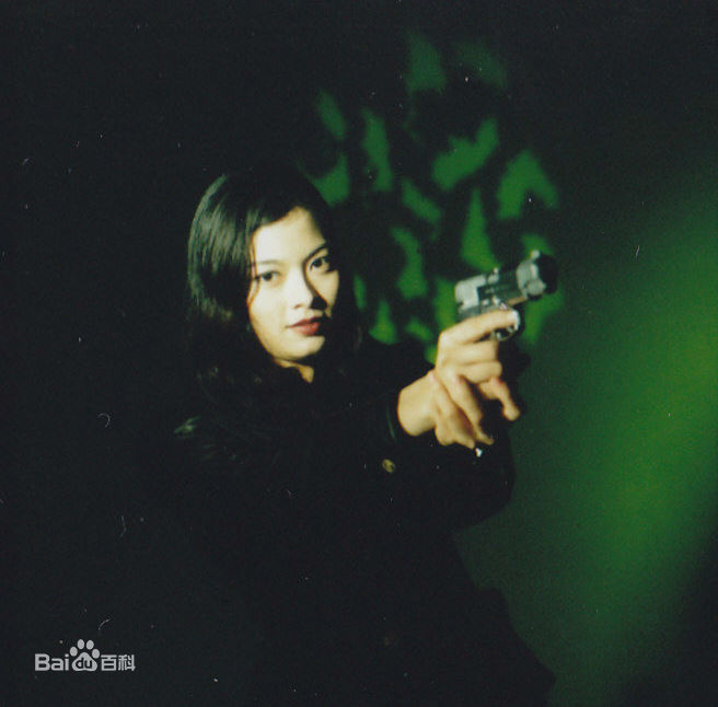 高清刘锦玲在《枪神》饰演何小月中的图集