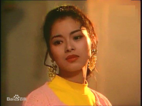 高清刘锦玲在《银狐》饰江凯伦中的图集