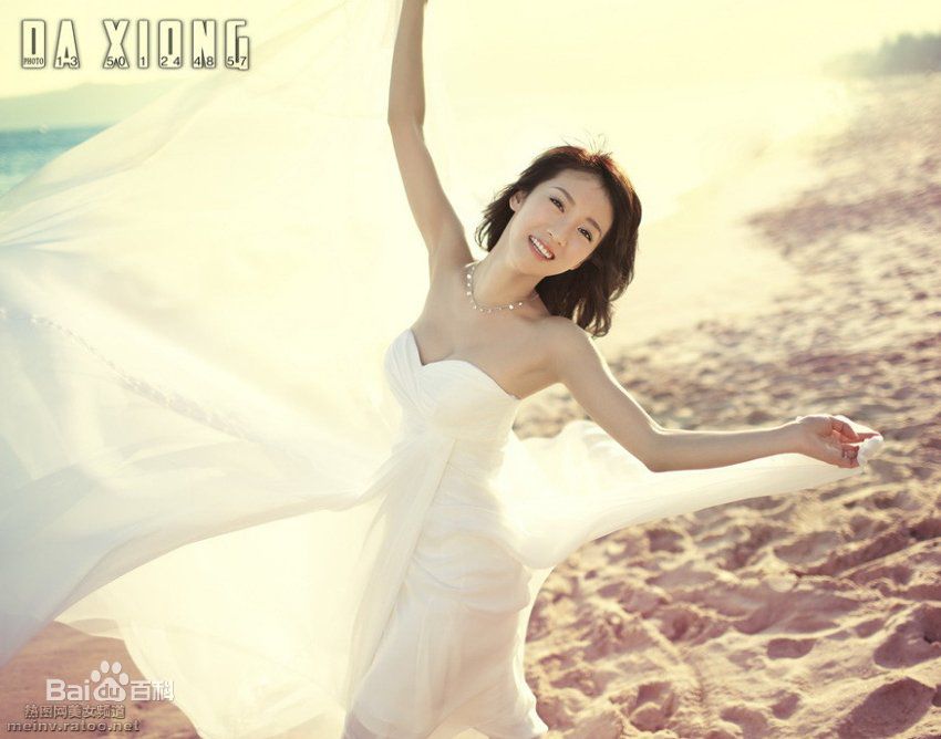 李念海滩婚纱照