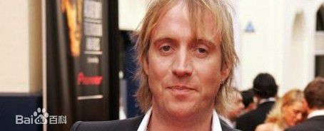 Rhys Ifans生活照素颜照相册