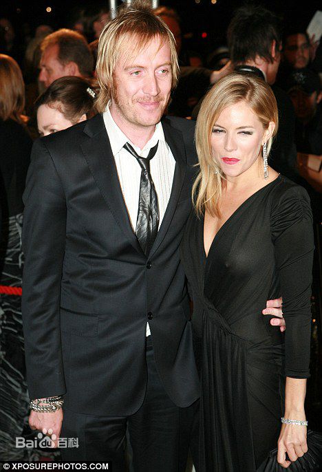 精选Rhys Ifans瑞斯·伊凡斯精彩图册