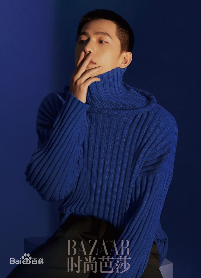 最优质吴念真(Wen-ching Wu)在《时尚芭莎》中的相册