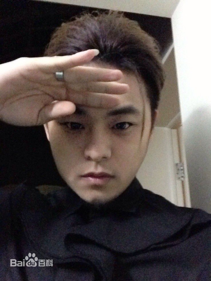 最新慕琦(HERO)性感图片