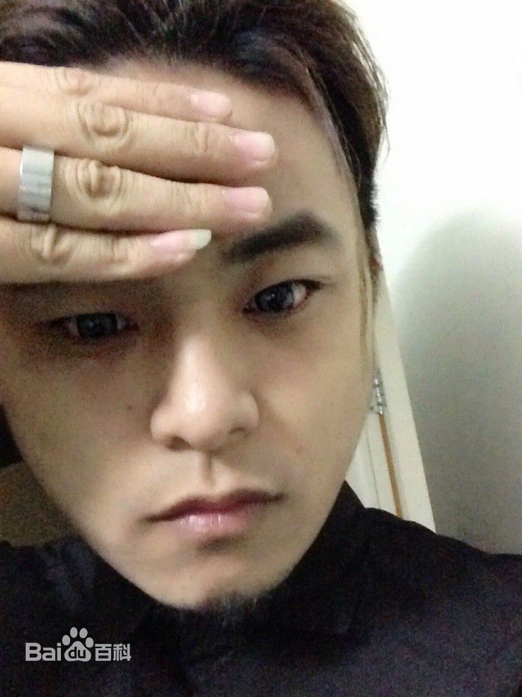 最新慕琦(HERO)性感图片