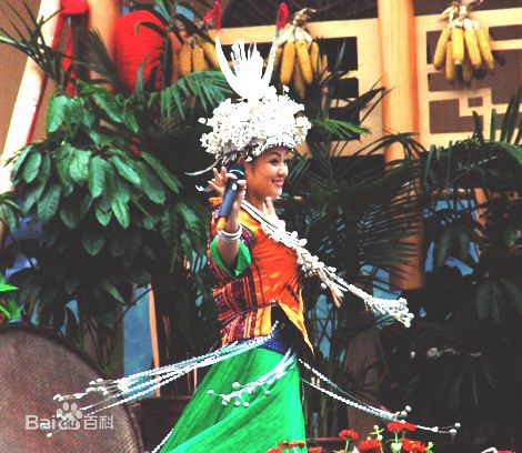 高清阿幼朵图片