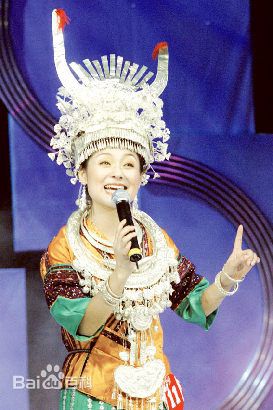 高清阿幼朵图片