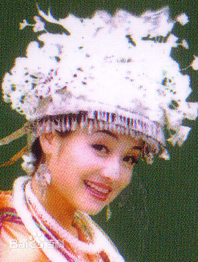 高清阿幼朵图片