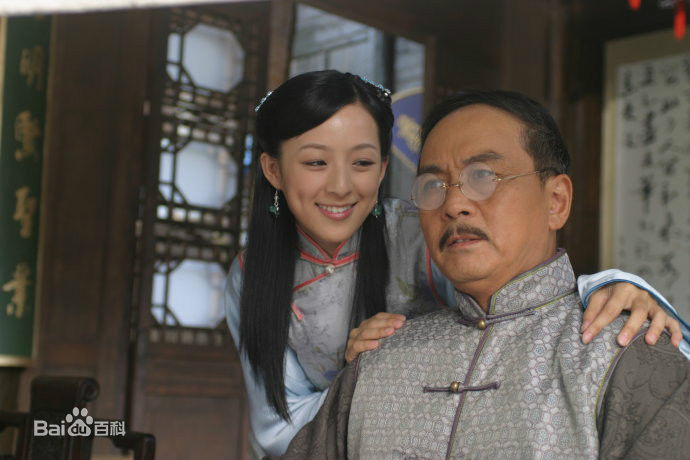 马崇乐近些年塑造的新角色前后照片