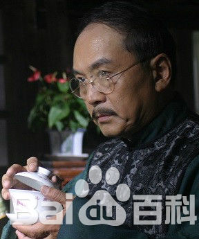 马崇乐近些年塑造的新角色前后照片