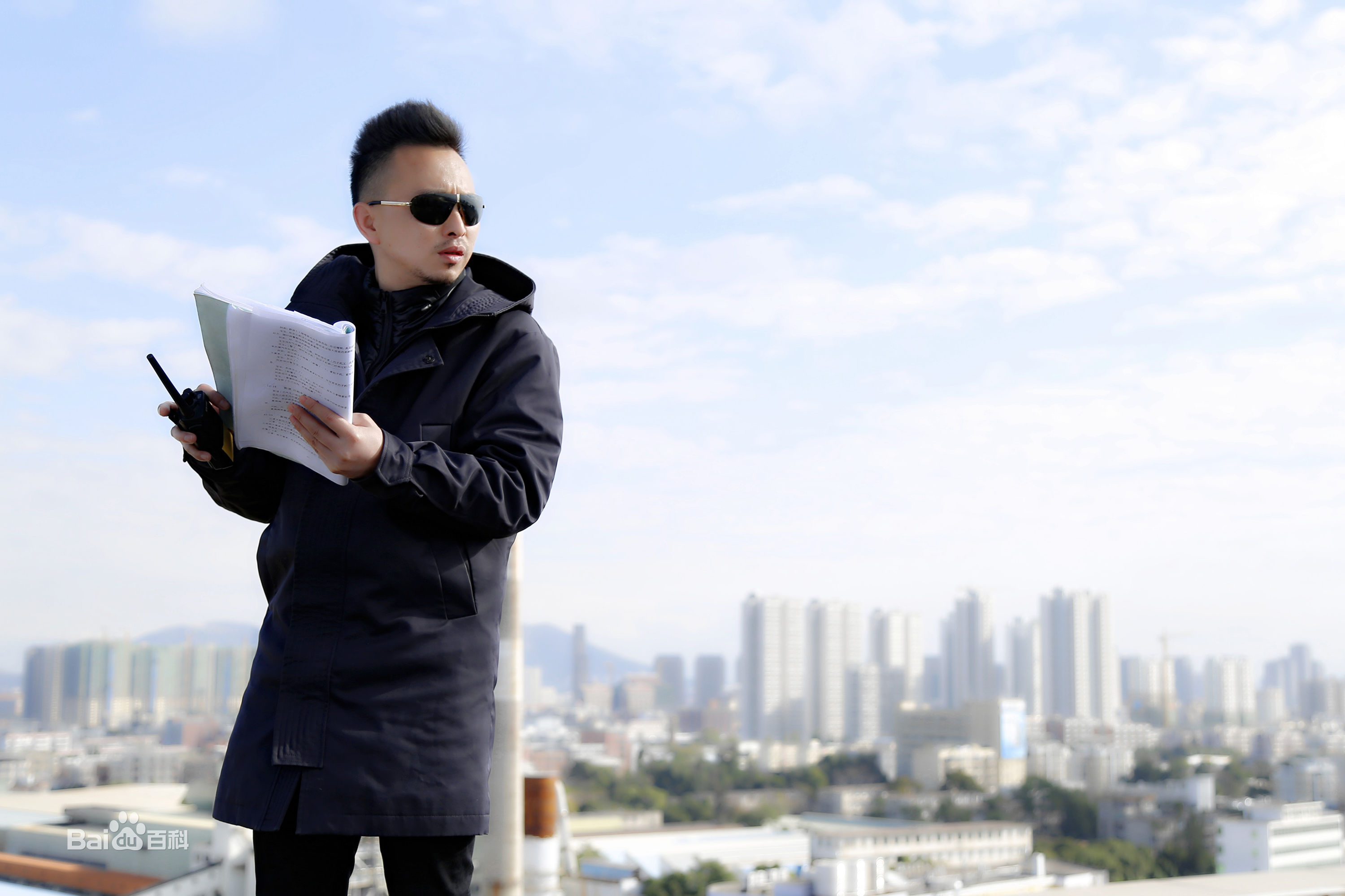 冯子华导演工作照图片图集