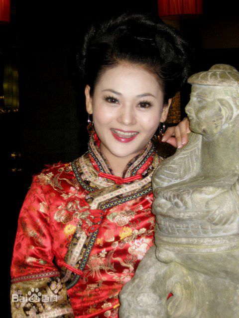 晏菲(Anly)演唱活动照图片图册