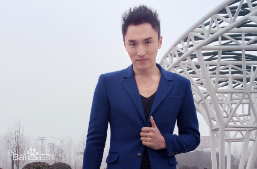 最优质李东翰生活照