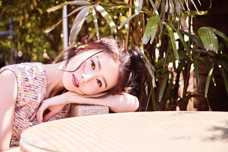 赵志瑶生活照性感图片图集