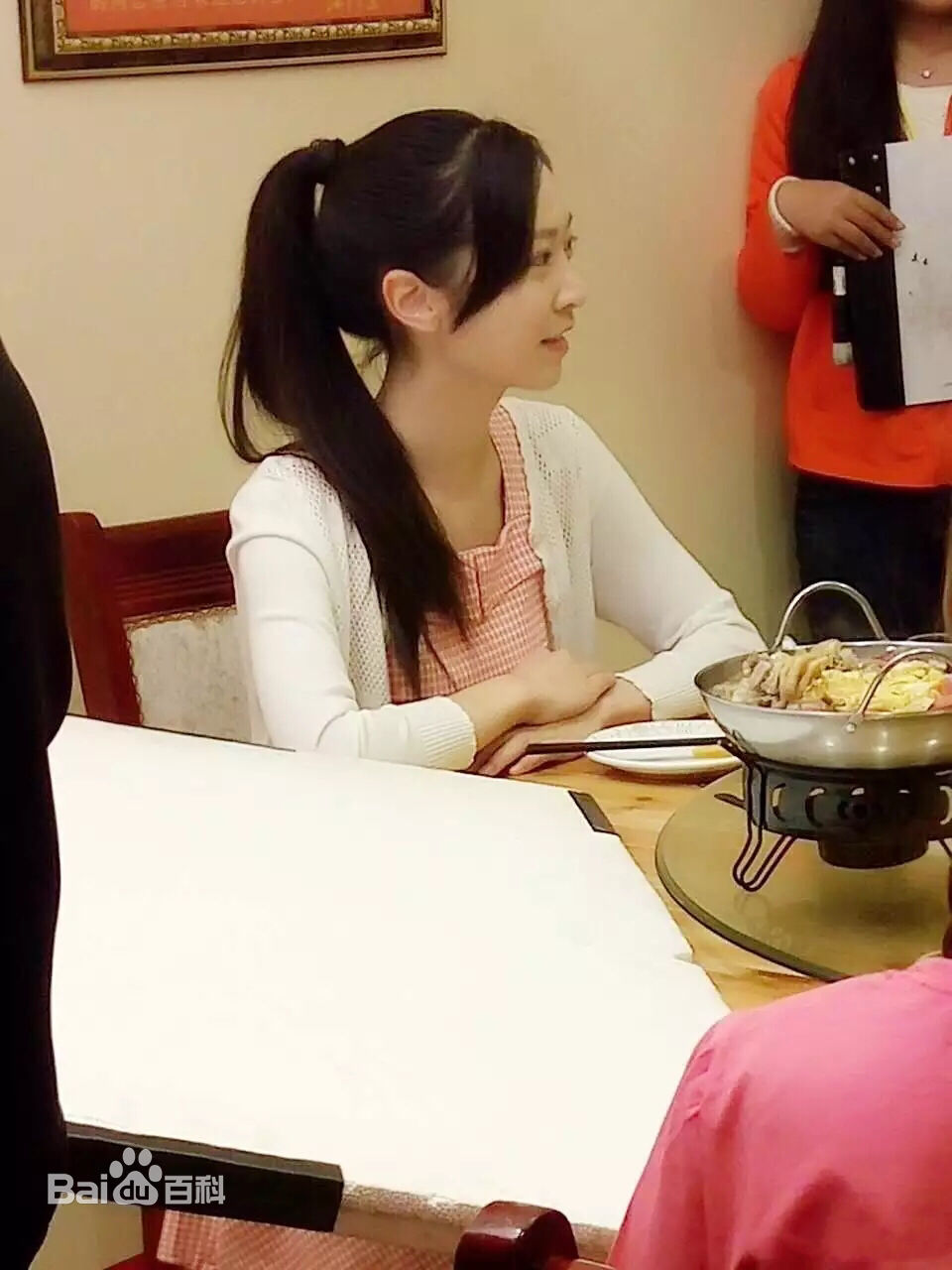 精选成琪在电影《旗袍先生》中的图册