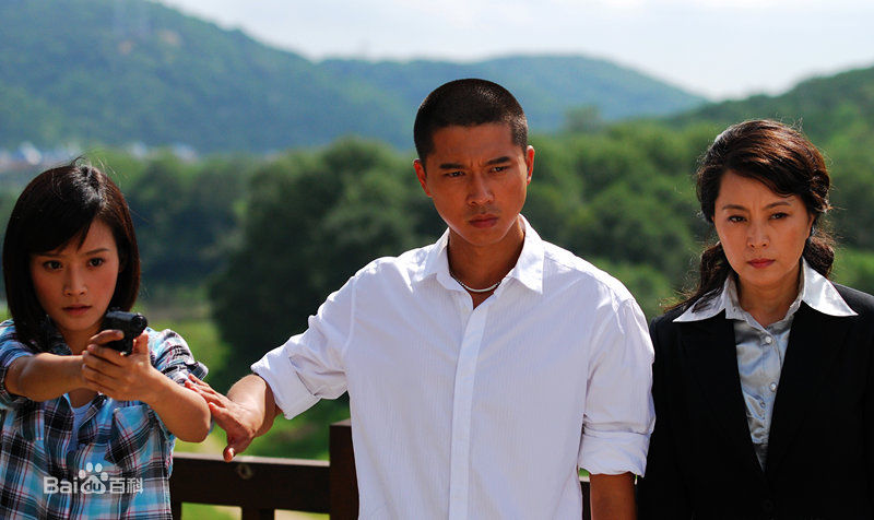 瑛子(Ruth)电视剧天敌图片图册