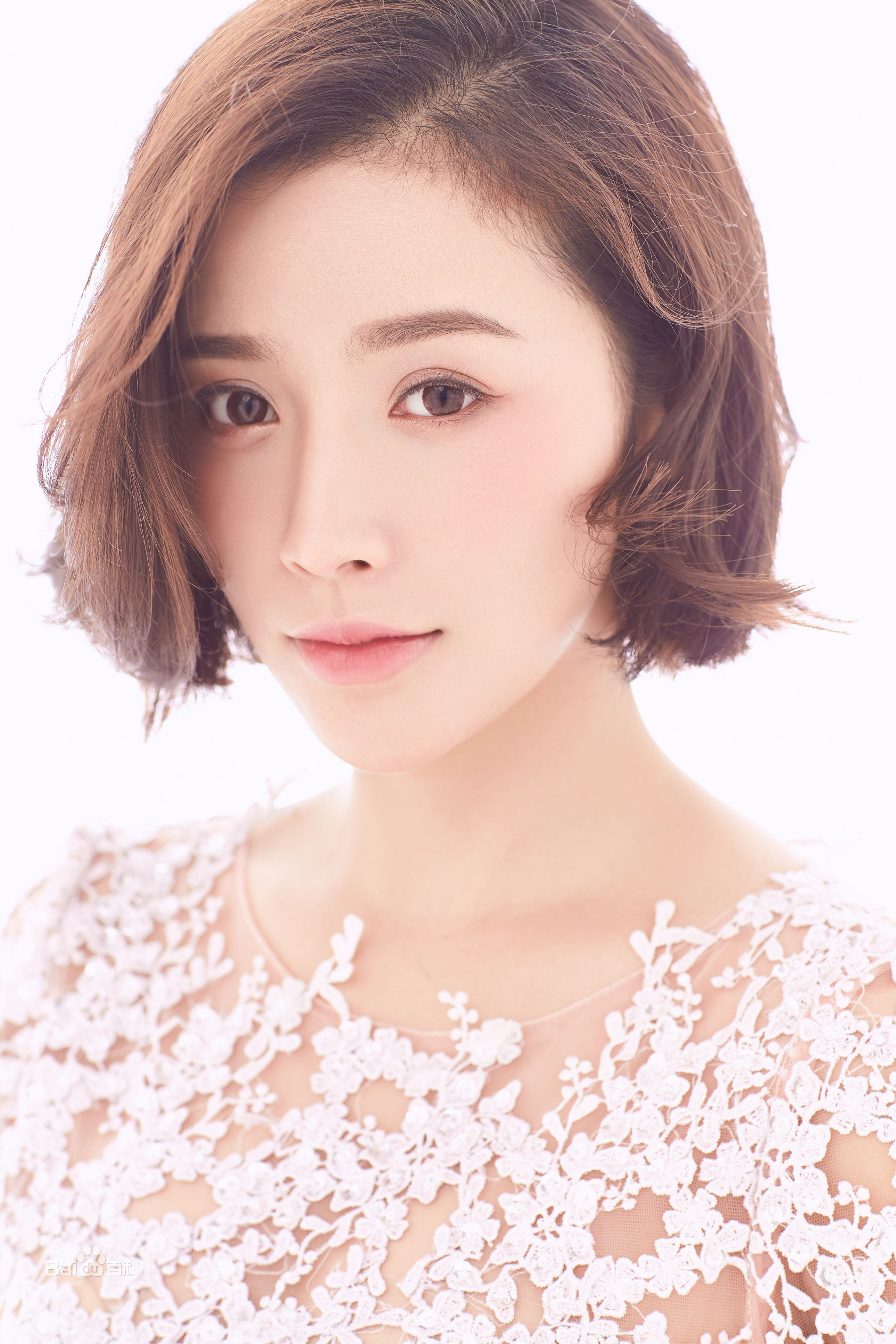 瑛子(Ruth)气质高雅生活照相册